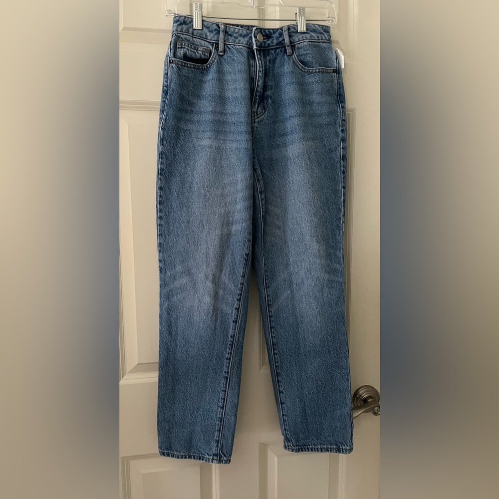 PacSun Mom Jeans high-waisted relaxed fit flattering tapered leg blue jeans 25